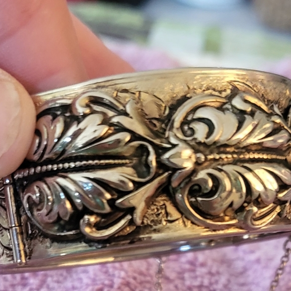 Vintage silver/gold tone Bangle Bracelet - Picture 1 of 7